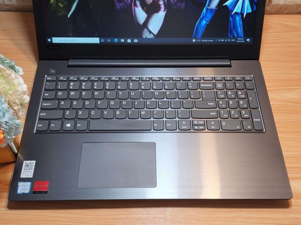 Lenovo IdeaPad Laptop Price and Review Cameroon